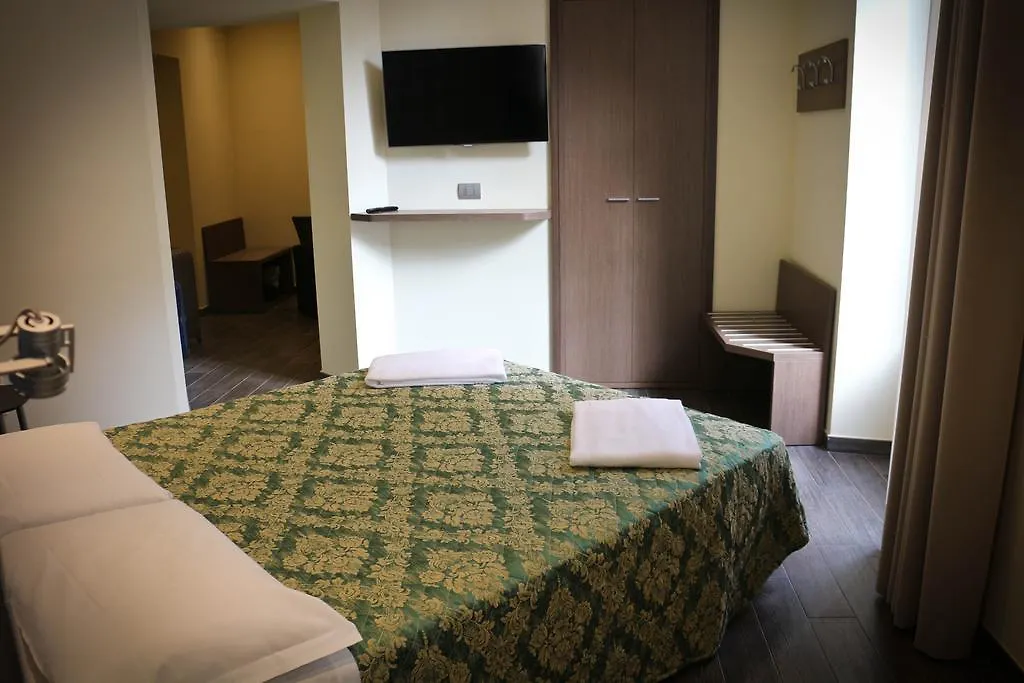 Hotel La Madonnina Milán